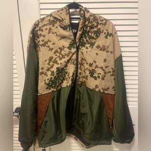 QILO Tactical Limited Edition Tropentarn Windbreaker - XL - New with tags